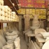 Stock des vestiges de Pompei en attente de restauration ou de mise en place dans la ville