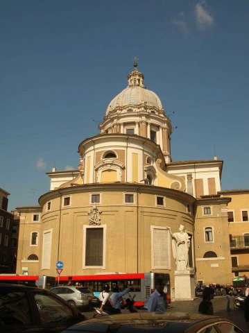 Images d'une église à  Rome