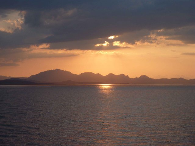 Photos de la côte Nord de Sardaigne au coucher du soleil