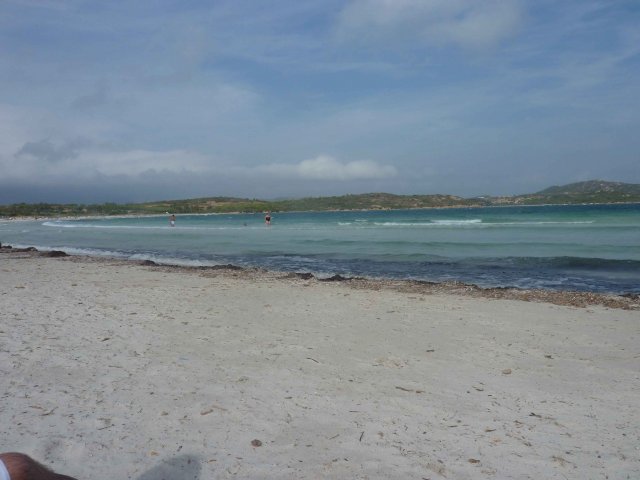 Paysage de Sardaigne avec son sable blanc et fin