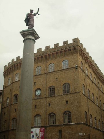 Tour du palazzio vecchio de Florence