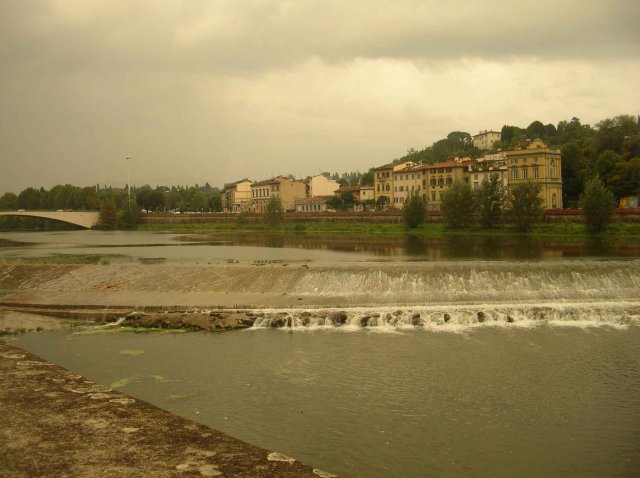 Arno fleuve de Florence