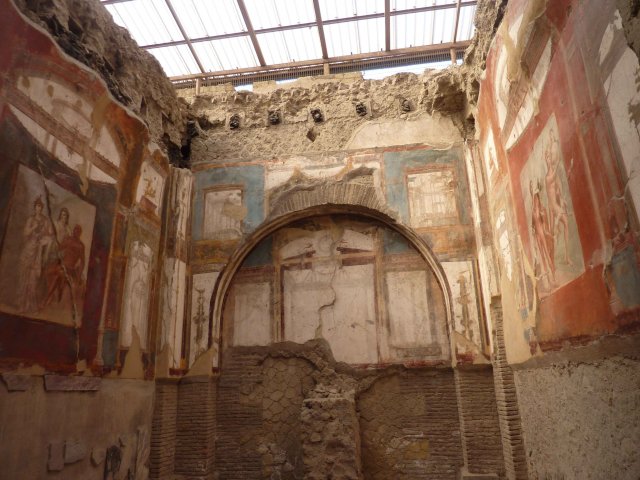 Photos restauration de mur Herculanum