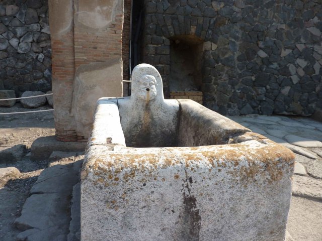 Photos fontaine Herculanum