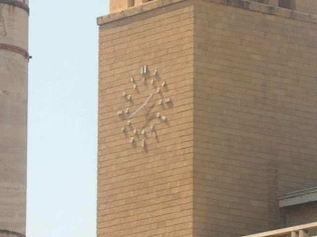 la grande horloge de Lecce