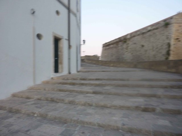 dedale de rues dans Otranto