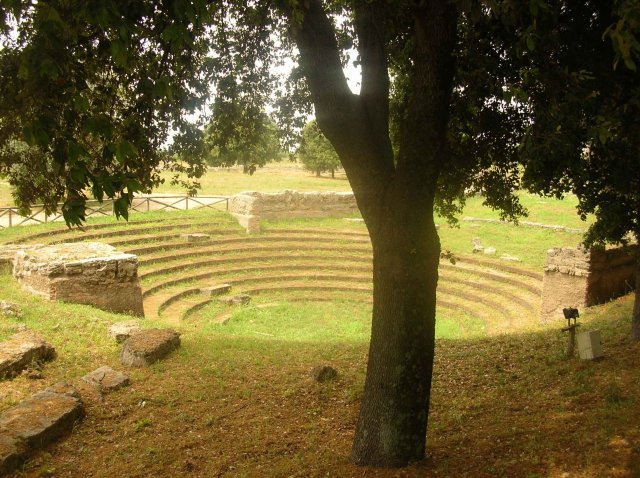 Un théâtre romain dans le sud Italie proche de Naples