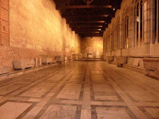 Photos de l interieur du Camposanto de Pise