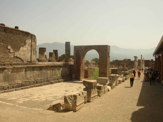Arche de Pompei restaurée