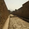 Une des rues étroites de Pompei