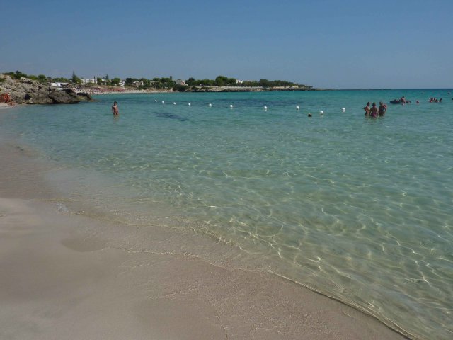 plages avec eau verte en Italie