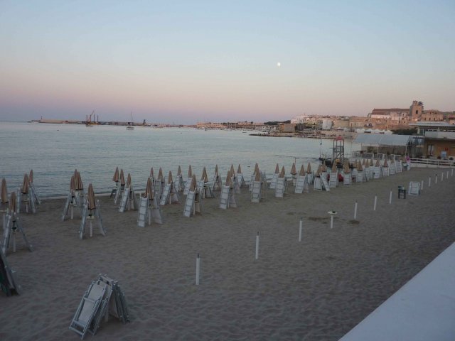 photos coucher de soleil sur la plage Otranto