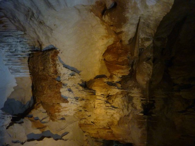 Photos de Concretion calcaire dans une grotte en Sardaigne
