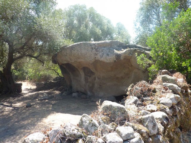 bloc de pierre en Sardaigne