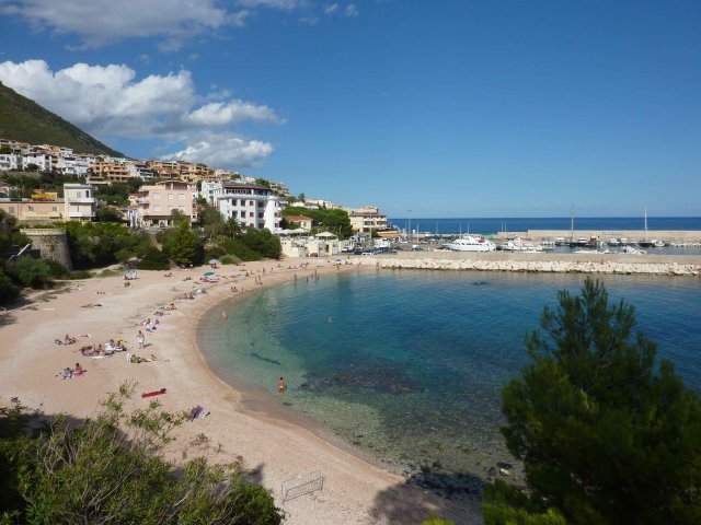 la plage de cala gonone