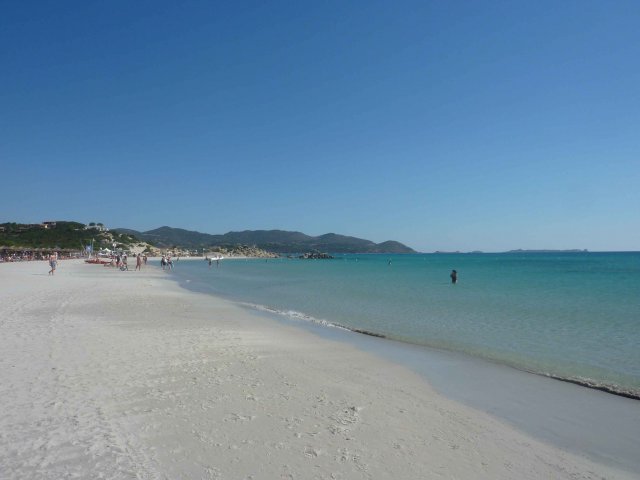 Les eaux turquoises avec une eua à 32 degrés en Septembre en Sardaigne