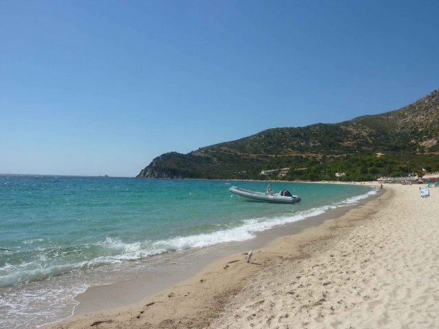 Photos de plage déserte en Italie