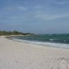 petite plage de sable blanc en Sardaigne proche de la Cinta