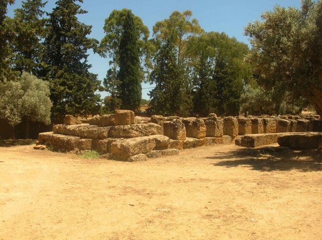 très ancien temple en Sicile