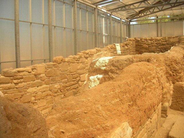 Photo des habitations grecques de Sicile en cours de restauration