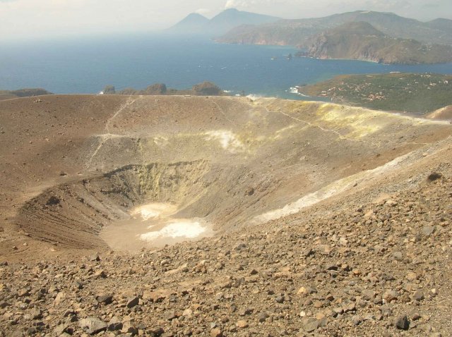 les restes actifs des Iles Eoliennes