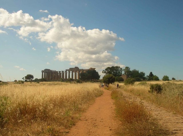 un temple non terminé en Sicile