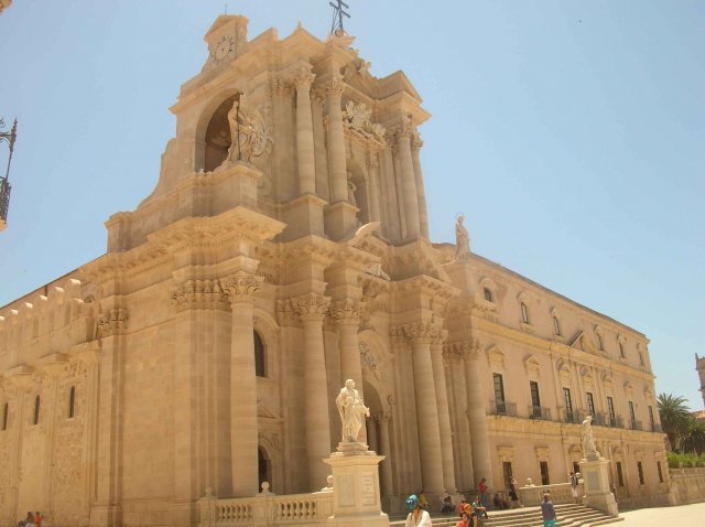 cathédrale baroque en sicile 